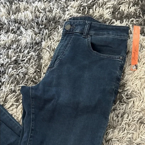 DL1961 Men's Deep Indigo Slim Jeans - Picture 5 of 7